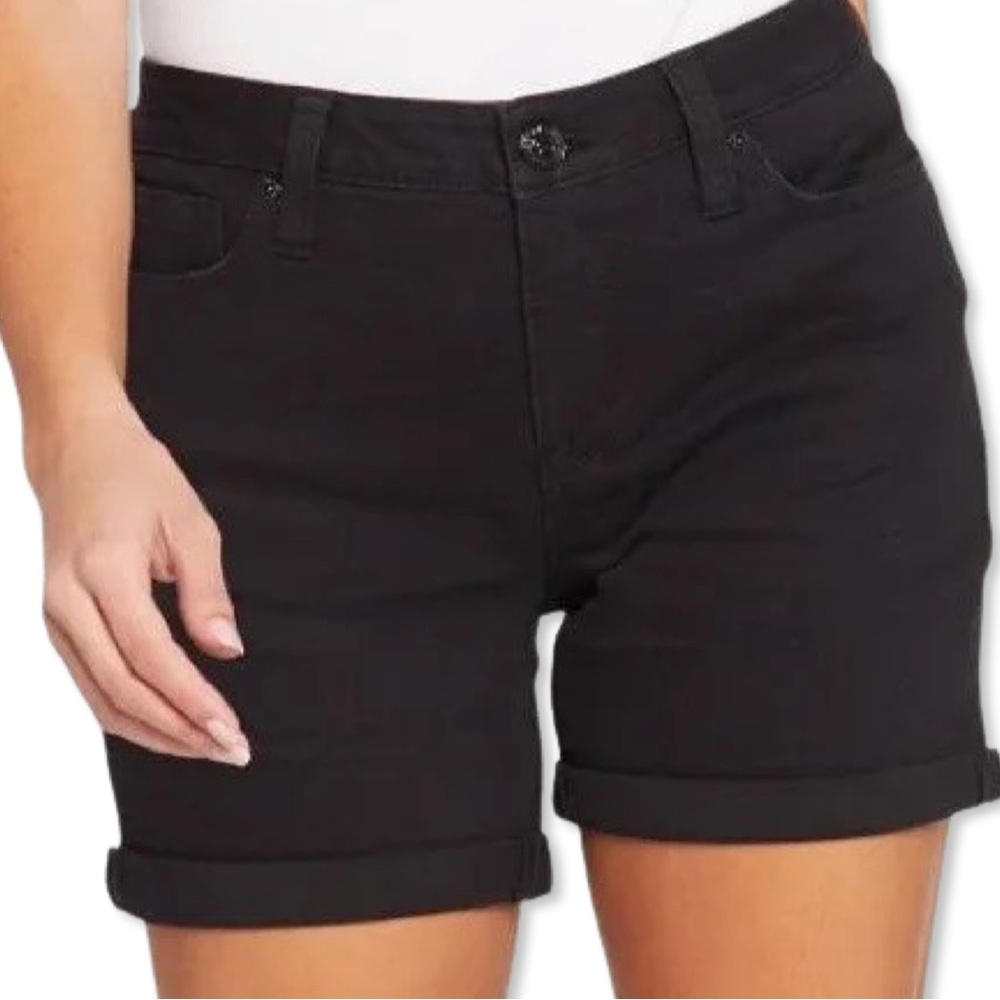 NWT Seven7 The Weekend Mid-Rise Short Folded Roll Cuff Soft Comfort Stretch - Picture 2 of 4